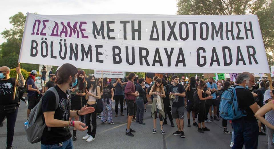 Cyprus: thousands of Greek Cypriots and Turkish Cypriots demonstrate against partition