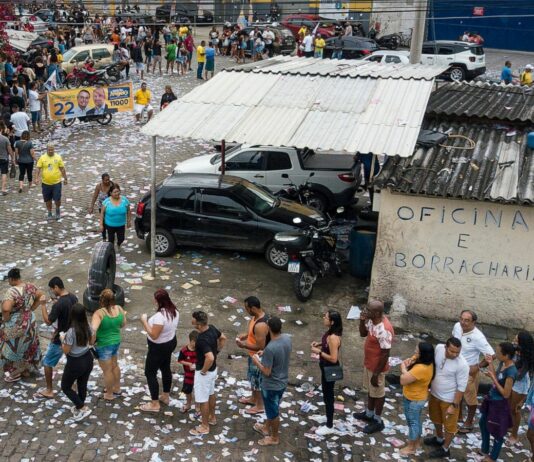 Brazilian elections: Some comments on the first round