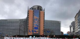 Solidarity actions in European cities for the murderous train crash in Greece