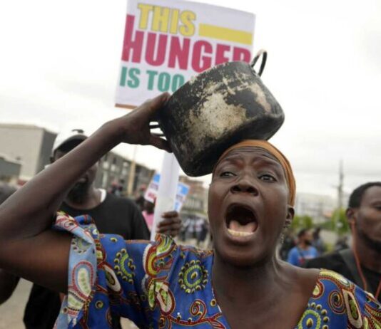 Nigeria: 50 dead at anti-government protests