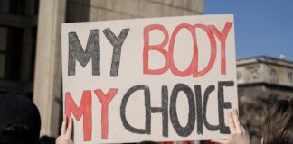 Για τον Α. Σερβετάλη και το δικαίωμα των γυναικών να αποφασίζουν για το σώμα τους