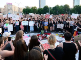 Mass protests against femicides in Romania