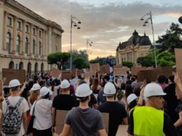 Romania: ‘You don’t get rich from scholarships!’- Student protests on June 26–27