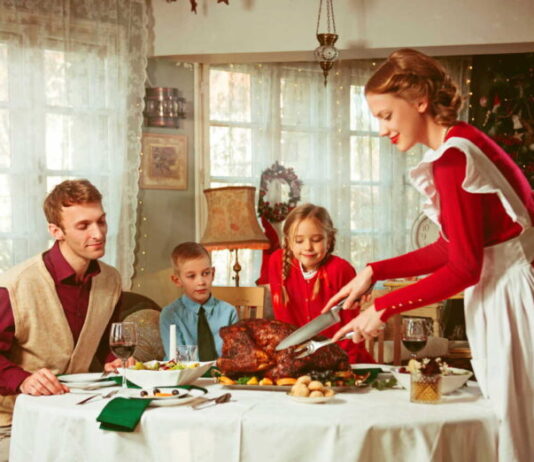 “Trad Wives”: a romantic return to the 1950s or a far-right fantasy?