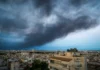 Η Πόλη Ανάποδα – Πυρκαγιά στο Ωραιόκαστρο: νέο καμπανάκι για ουσιαστική προστασία της δημόσιας υγείας